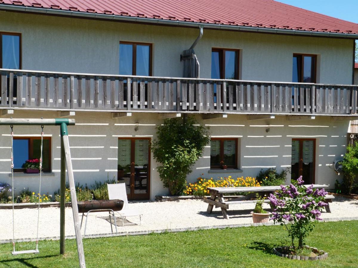 La Grange De Haute-Joux Les Fourgs Eksteriør billede